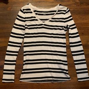 Merona long-sleeved tee